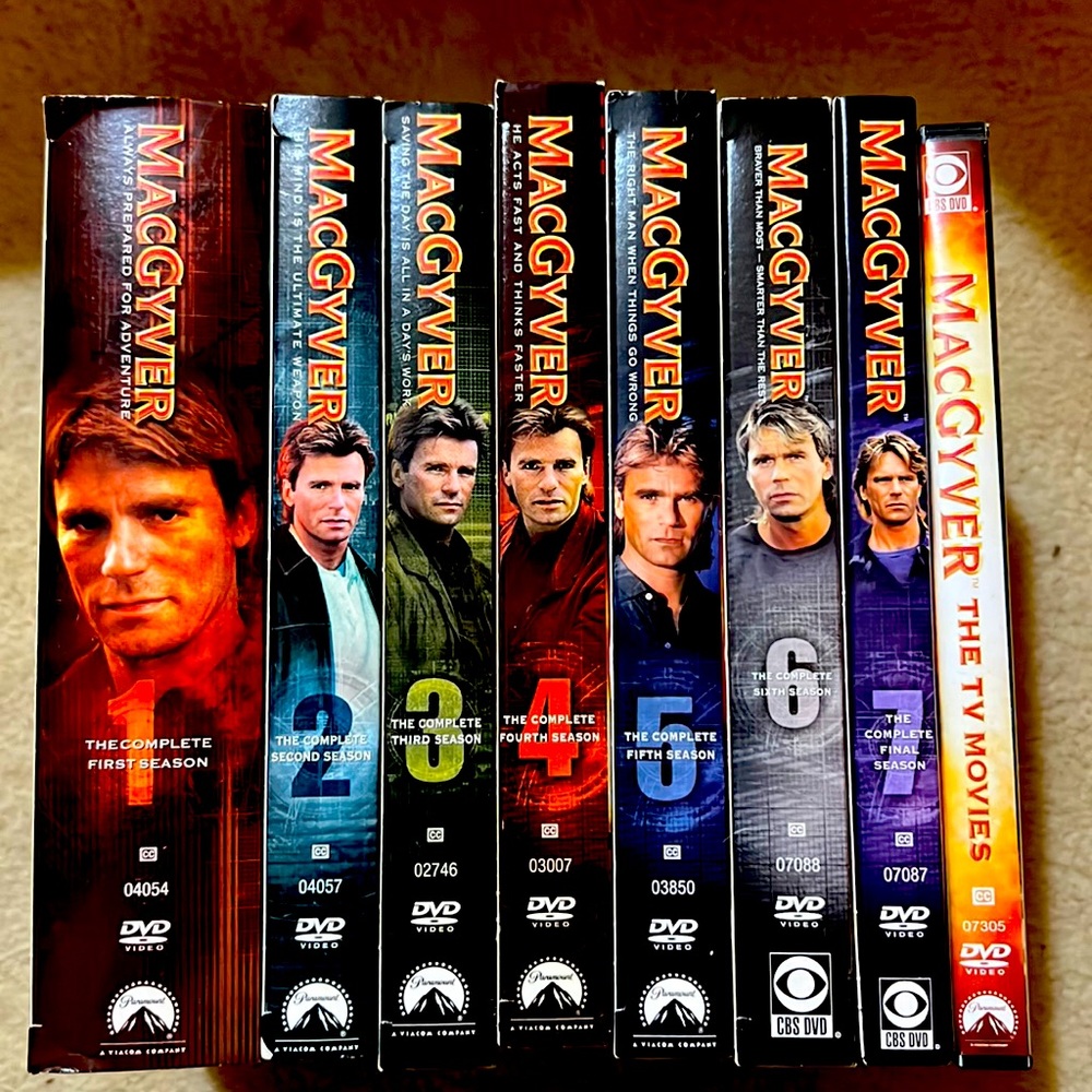 Original MacGyver series plus made for tv movies dvd